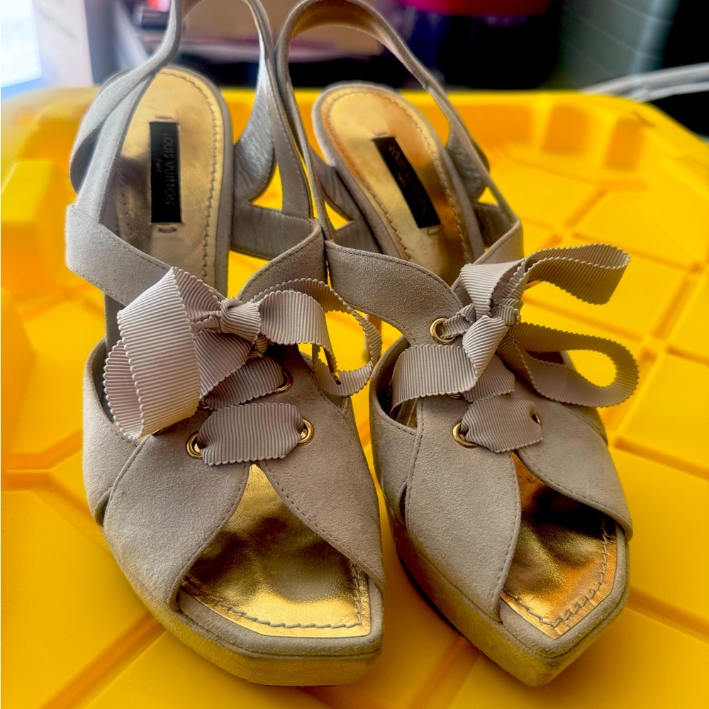 4 inches platform shade finished LV heels